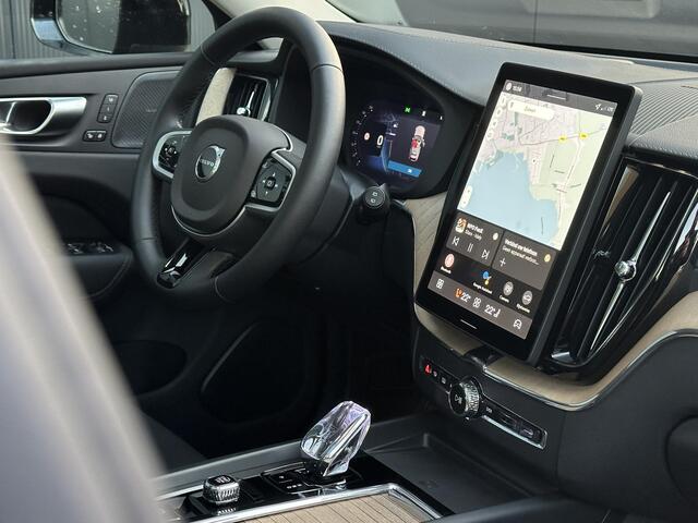 Volvo XC60 2.0 T6 Plug-in hybrid AWD Ultra Dark Display Gen. 2 / Panorama dak / Head-up display / Harman Kardon audio / Adaptieve Cruise control / Nordico bekleding / Stoel- en stuurverw./ elektr. stoelverst. / Full LED kopl. / Lederlook dashboard