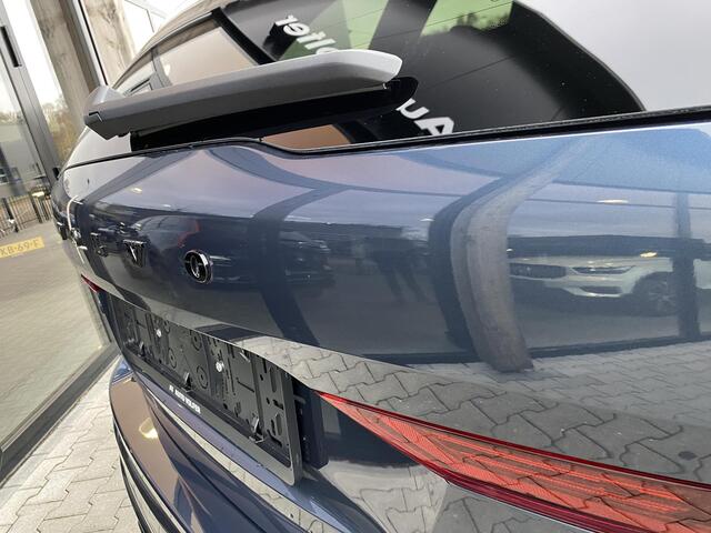 Volvo XC60 2.0 T6 Plug-in hybrid AWD Ultra Black Edition Facelift|HUD|360