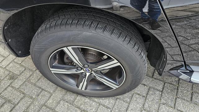 Volvo XC60 2.0 T5 FWD Ocean Race