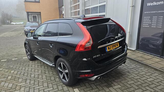 Volvo XC60 2.0 T5 FWD Ocean Race