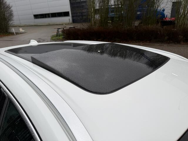 Volvo XC60 2.0 T8 Plug-in hybrid AWD Inscription Pano-Dak | Trekhaak | HUD | 360-camera | Harman Kardon |