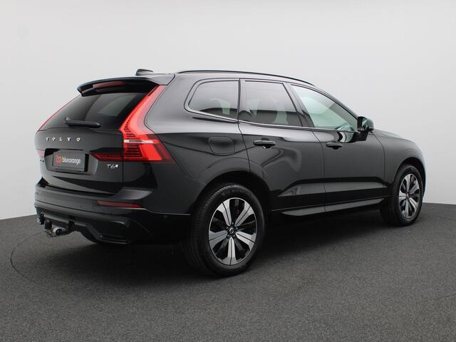 Volvo XC60 2.0 T6 Plug-in hybrid AWD Plus Dark 350PK Aut. Pano-Schuifdak, SOH 98%, Trekhaak, Alarm, Harman Kardon, Stoelverwarming, Memorystoelen, 19" LM Velgen