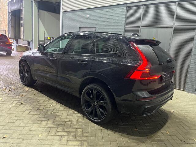 Volvo XC60 T6 Plug-in hybrid Plus Black Edition | FACELIFT | MY2026! | Luchtvering | Head-Up | 360° Camera | ACC