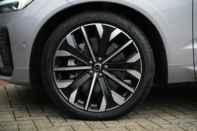 Volvo XC60 2.0 T8 Plug-in hybrid Facelift AWD Ultra Dark 455pk Panoramadak/Luchtvering/Bowers&Wilkins