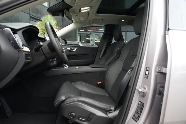 Volvo XC60 2.0 T8 Plug-in hybrid Facelift AWD Ultra Dark 455pk Panoramadak/Luchtvering/Bowers&Wilkins