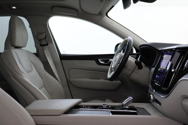 Volvo XC60 T8 PLUG-IN HYBRID AWD ULTIMATE BRIGHT -PANO.DAK|BOWERS&WILKINS|GEVENT.LEDER+MASSAGE|LUCHTVERING|360°CAM|HEAD-UP DISP.|ADAP.LED|DASHCAM|TREKHAAK|21"