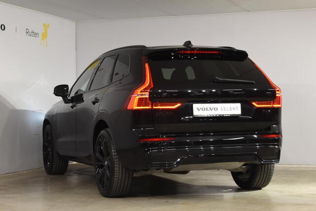 Volvo XC60 2.0 T6 Plug-in hybrid AWD Plus Black Edition Panoramadak | Adaptieve Cruise Control | Harman Kardon | Apple Carplay/Android Auto | Achterbank verwarmd