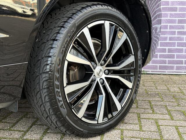 Volvo XC60 2.0 T6 Plug-in hybrid AWD Ultimate Bright | Long Range | Massage | Bowers & Wilkens | Geventileerde/verwarmbare stoelen | Camera | Keyless entry/start | Schuif/kantel panoramadak |