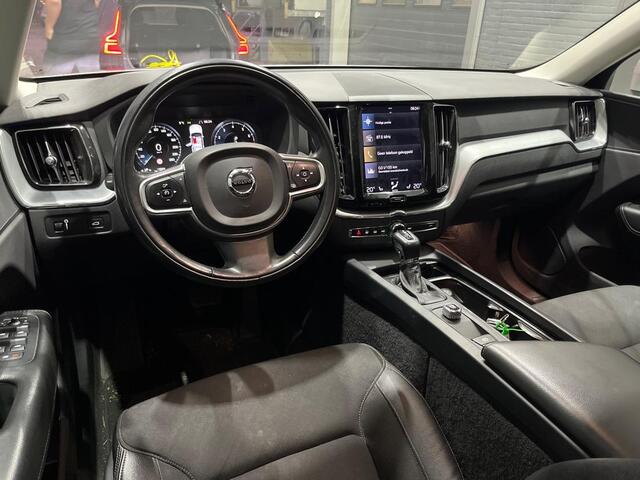 Volvo XC60 T5 Momentum | 22 Inch | 360° Camera | Getint Glas | BLIS | Stoel+Stuurverwarming
