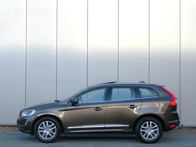 Volvo XC60 T5 AUT Polar+ Xenon / Panoramadak / Trekhaak / Camera