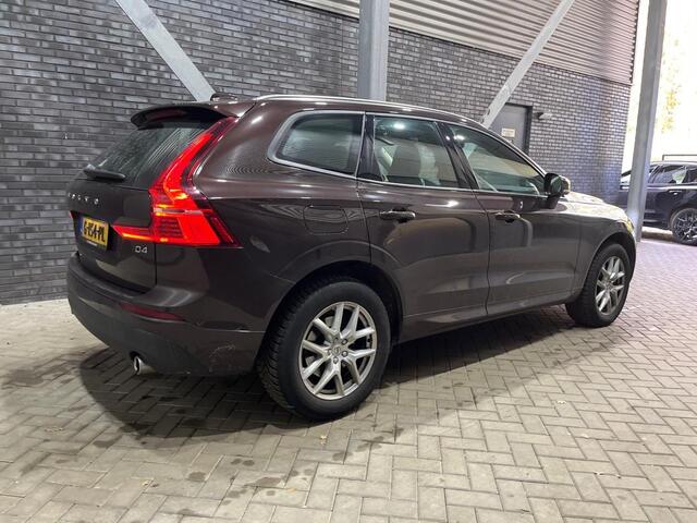 Volvo XC60 D4 Momentum | Panoramadak | Head-Up | Stoelverwarming | Camera | Apple Carplay