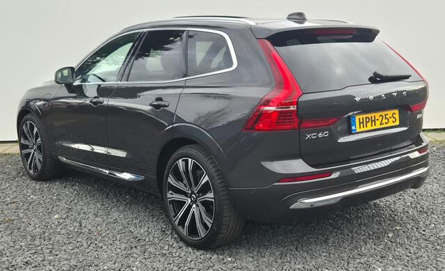 Volvo XC60 2.0 T6 PHEV AWD ULTRA Bright Vol uitgerust!!! - Luchtvering - 21" Wielen - Panoramadak - Lighting -Head up - B&W Audio - 360 Cam - Alarm - Climate - Privacy Glass - RC20 Interieur - Geluidsisolerend glas - Massage stoelen