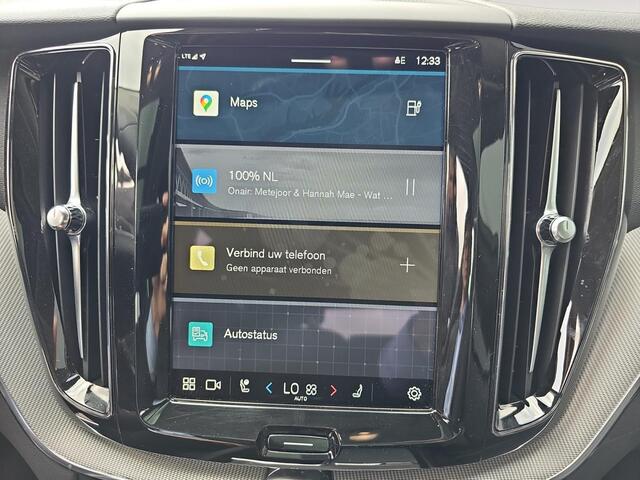 Volvo XC60 2.0 T6 Plug-in hybrid AWD Plus Dark | Trekhaak | 360 graden camera | Stoelverwarming | Panoramadak |