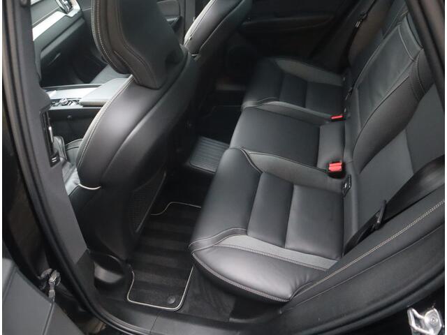 Volvo XC60 2.0 Recharge T6 AWD Business Pro / Panoramadak