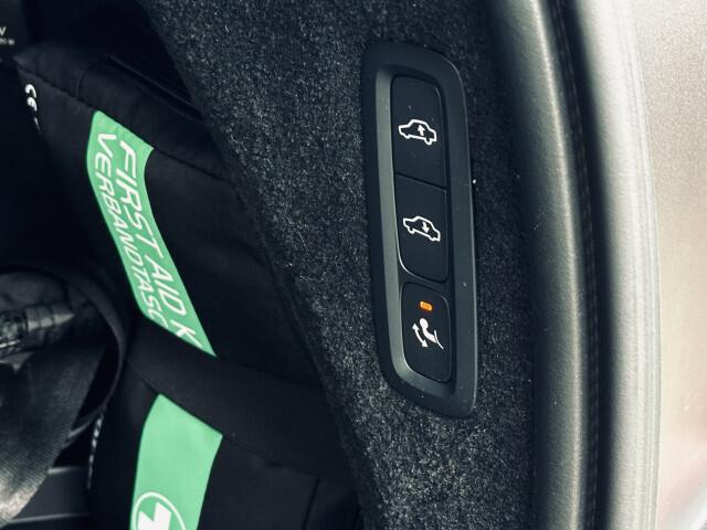 Volvo XC90 2.0 T8 Recharge AWD | Dark Label | Panoramadak | Luchtvering | Trekhaak | Adapt Cruise | Auto Pilot | Incl. BTW