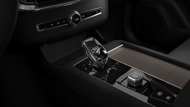 Volvo XC90 2.0 T8 Plug-in hybrid AWD Ultra Dark