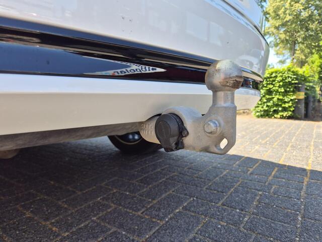 Volvo XC90 2.0 T8 Plug-in hybrid AWD Ultra Dark Facelift/Bowers&Wilkins/Luchtvering/Trekhaak etc.