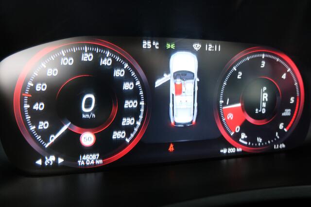 Volvo XC90 2.0 D4 Inscription | TREKHAAK |