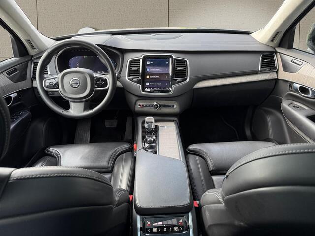 Volvo XC90 2.0 T8 Recharge AWD Ultimate Dark | Luchtvering | Extra getint glas | Trekhaak | Stoelverwarming en ventilatie |