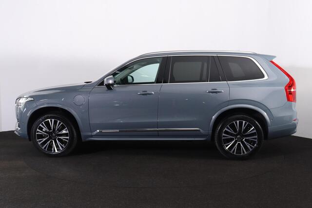 Volvo XC90 T8 Recharge AWD Ultimate Bright - LONG RANGE - Panorama/schuifdak - IntelliSafe Assist & Surround - 360º Camera - Harman/Kardon audio - Adaptieve LED koplampen - Verwarmde voorstoelen, stuur & achterbank - Parkeersensoren voor & achter - Elektr. bedienb. 