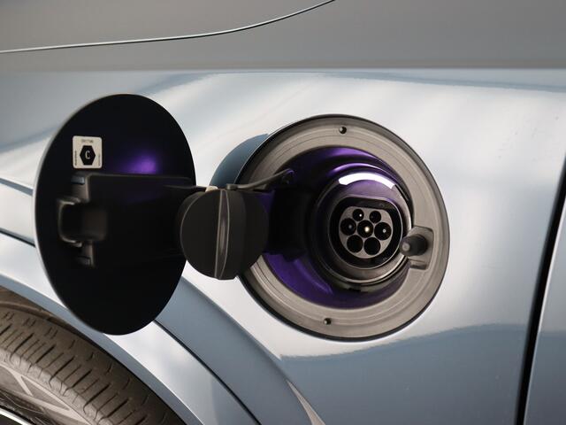 Volvo XC90 2.0 T8 Recharge AWD R-Design 7P (Elek. Trekhaak / Pano / 360 Cam / Navi / ACC / Carplay)