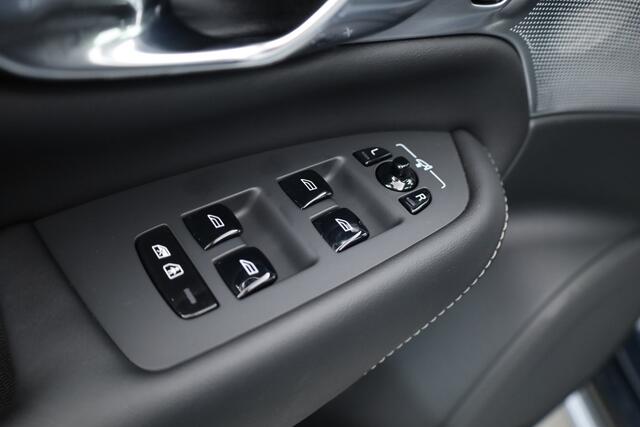 Volvo XC90 T8 Recharge Ultimate Dark | Pano | HUD | B&W | 360cam | Massage | Memory seats | 21''