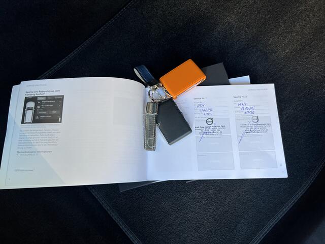 Volvo XC90 2.0 T8 Twin Engine AWD R-Design Luchtvering 360gr camera Panoramadak