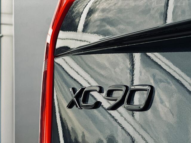Volvo XC90 2.0 T8 Recharge | AWD | Dark Label | Panoramadak | Verwarmde voorruit | Adapt Cruise | Sportstoelen | Leer | Inc. btw