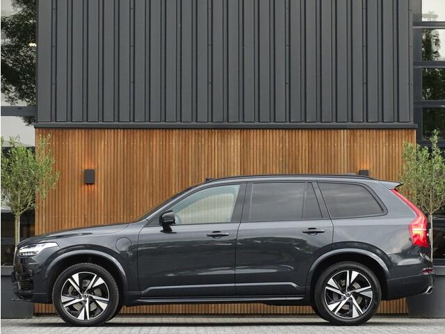 Volvo XC90 T8 408PK AWD R-Design / 2019 / LED