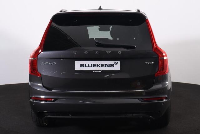 Volvo XC90 T8 Recharge AWD Ultra Dark - LONG RANGE - Luchtvering - Panorama/schuifdak - IntelliSafe Assist & Surround - 360º Camera - Adaptieve LED koplampen - Verwarmde voorstoelen, stuur & achterbank - Parkeersensoren voor & achter - Elektr. bedienb. voorstoelen m