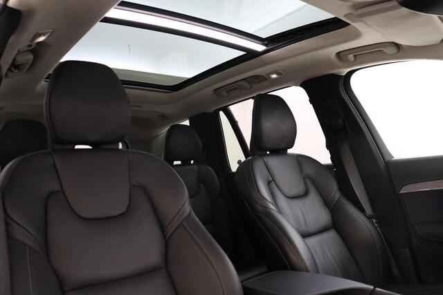 Volvo XC90 T8 PLUG-IN HYBRID AWD ULTRA DARK *FULL OPTIONS!* -PANO.DAK|BOWERS&WILKINS|TREKHAAK|LUCHTVERING|360°CAM|STANDKACHEL|GEVENT.LEDER+MASSAGE