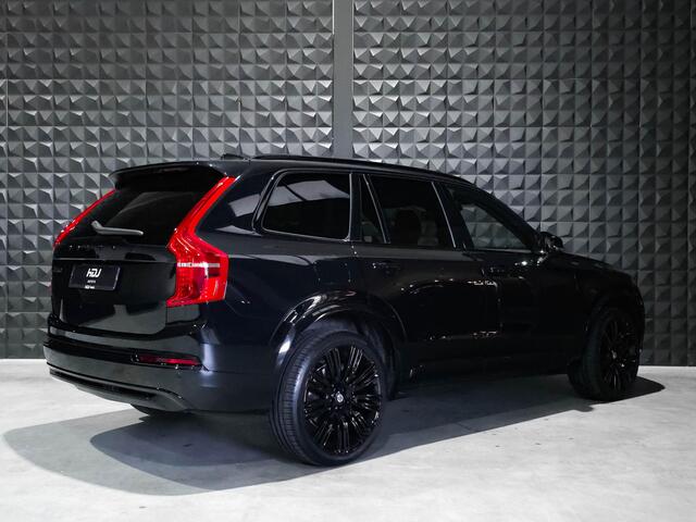 Volvo XC90 2.0 T8 Recharge AWD R-Design | Pano | 22"| Topv. | Trekh. | Side | H/K | All Black | Memo 2x|