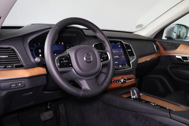 Volvo XC90 T8 Recharge AWD Plus Bright - LONG RANGE - Panorama/schuifdak - IntelliSafe Assist & Surround - 360º Camera - Harman/Kardon audio - Adaptieve LED koplampen - Verwarmde voorstoelen, stuur & achterbank - Parkeersensoren voor & achter - Elektr. bedienb. voor