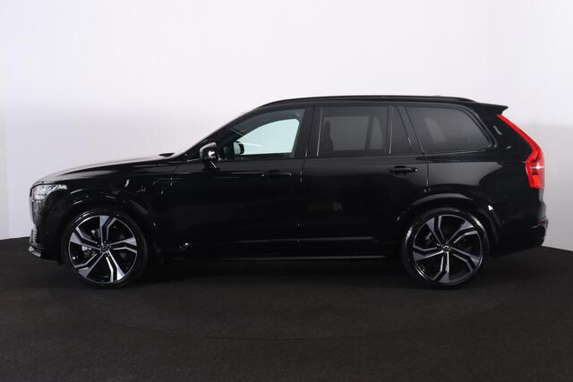 Volvo XC90 T8 Recharge AWD Ultra Dark - LONG RANGE - Luchtvering - Panorama/schuifdak - IntelliSafe Assist & Surround - 360º Camera - Adaptieve LED koplampen - Elektr. bedienb. voorstoelen met geheugen - Parkeersensoren voor & achter - Head up display - Draadloze te