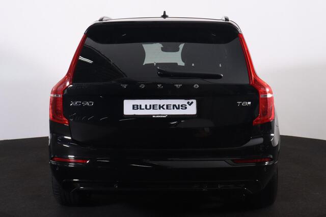 Volvo XC90 T8 Recharge AWD Ultra Dark - LONG RANGE - Luchtvering - Panorama/schuifdak - IntelliSafe Assist & Surround - 360º Camera - Adaptieve LED koplampen - Elektr. bedienb. voorstoelen met geheugen - Parkeersensoren voor & achter - Head up display - Draadloze te