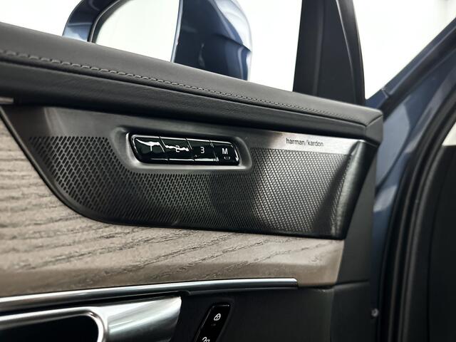 Volvo XC90 T8 Plug-in hybrid AWD Ultra Bright | Panoramadak | 360° camera | Head-up Display | Luchtvering | Stoel- stuurverwarming | Harman Kardon | Trekhaak