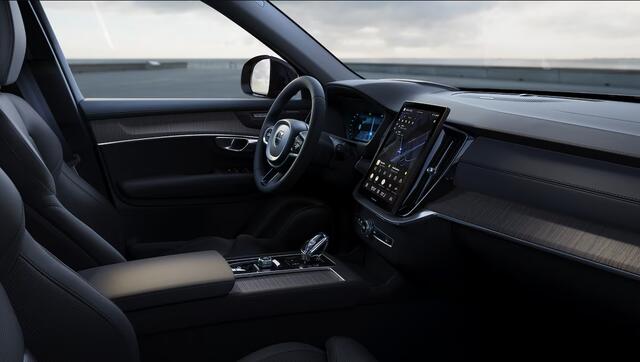 Volvo XC90 2.0 T8 RECHARGE 455PK AWD ULTRA DARK MY26 | Luchtvering | Nappa Leder | Massage | Ventilatie