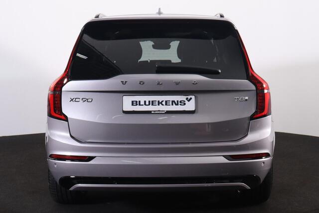 Volvo XC90 T8 Recharge AWD Ultra Dark - LONG RANGE - Luchtvering - Panorama/schuifdak - IntelliSafe Assist & Surround - 360º Camera - Verwarmde voorstoelen, stuur & achterbank - Parkeersensoren voor & achter - Elektr. bedienb. voorstoelen met geheugen - Head up disp