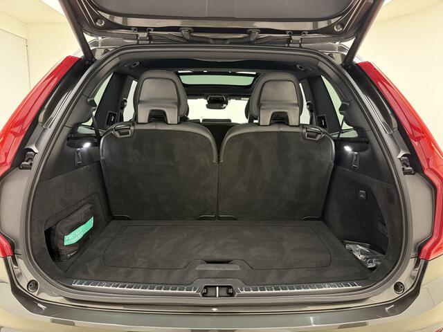 Volvo XC90 T8 390pk AWD R-Design / 22'' / Running Boards / 360 Camera / Sportstoelen / Panoramadak / H&K Audio / Elektr. Stoelen / DAB / FULL-LED /